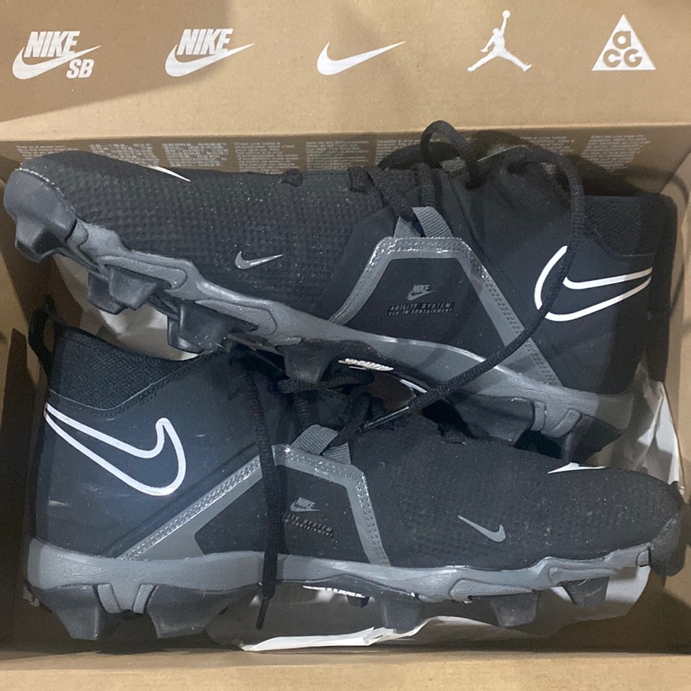Sport cleats Nike size 12 men